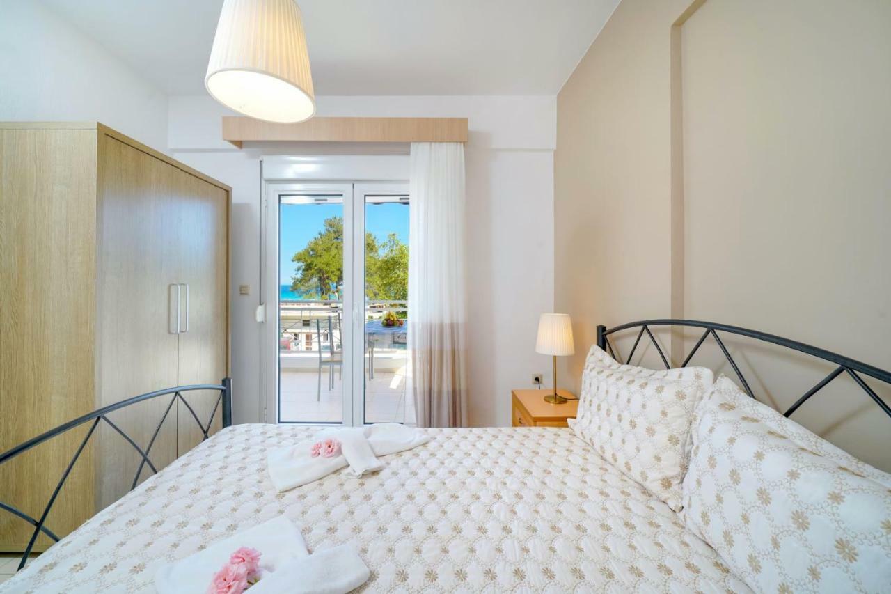 L&K Apartment Golden Beach Chrysi Ammoudia Buitenkant foto
